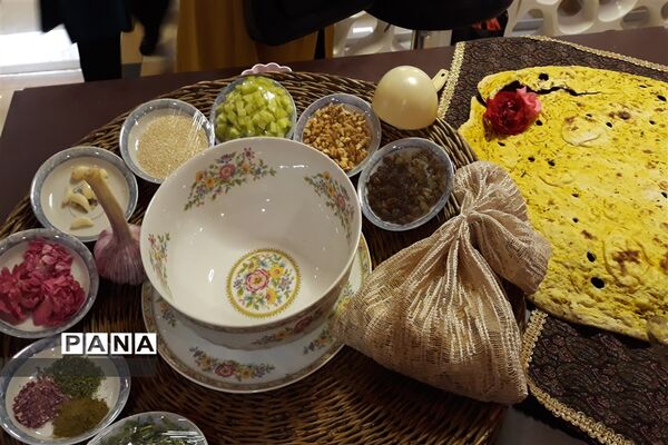 جشنواره غذای سنتی فرهنگیان استان زنجان
