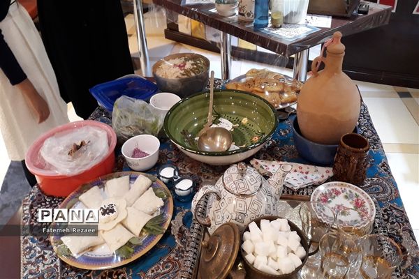 جشنواره غذای سنتی فرهنگیان استان زنجان