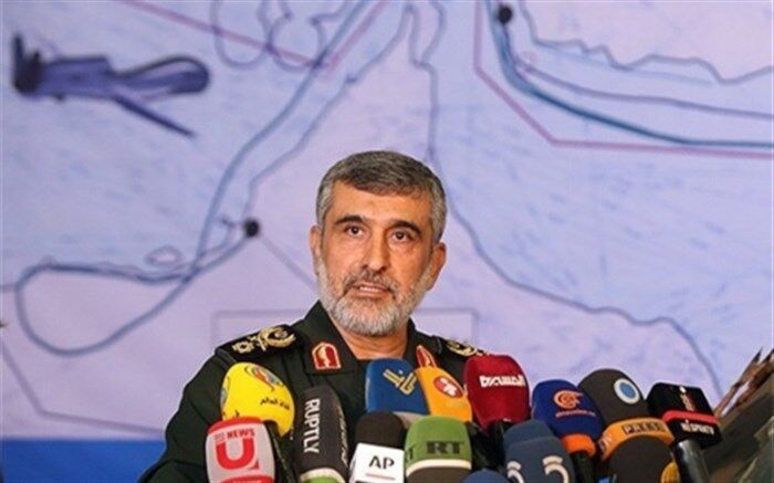 سردار حاجی‌زاده: می‌توانستیم هواپیمای آمریکایی با ۳۵ سرنشین را نیز سرنگون کنیم