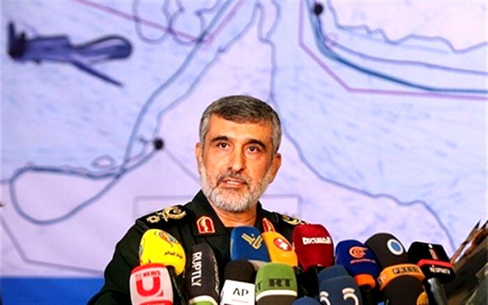 سردار حاجی‌زاده: می‌توانستیم هواپیمای آمریکایی با ۳۵ سرنشین را نیز سرنگون کنیم