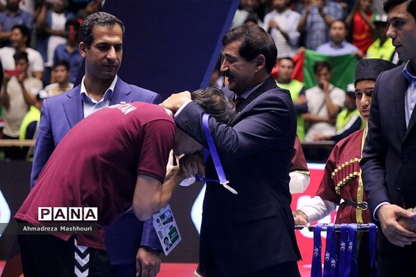 جشن اختتامیه فوتسال زیر 20 سال آسیا یا قهرمانی ژاپن