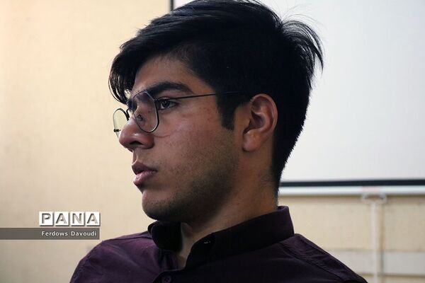 نشست اعضا هیات رئیسه نهمین دوره مجلس و شوراهای  دانش آموزی  خوزستان