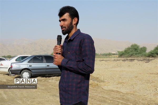 کلنگ‌زنی گلخانه ۱.۵ هکتاری با اعتبار ۳۶ میلیارد ریال در بخش گله‌دار