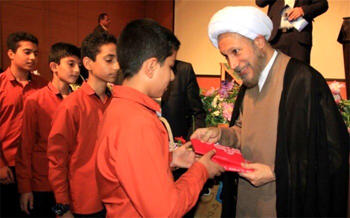 لزوم تقویت محتوای آثار هنری در فعالیت‌های دانش‌آموزی