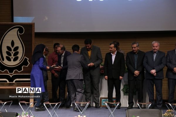 اختتامیه هفدهمین دوره مسابقات علمی کاربردی هنرجویان کاردانش استان خراسان رضوی