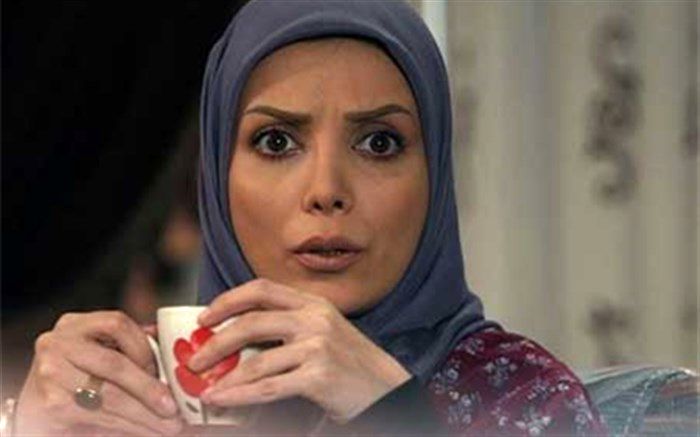 رویا میر علمی بازیگر نمایش«مثبت فکر کن»شد