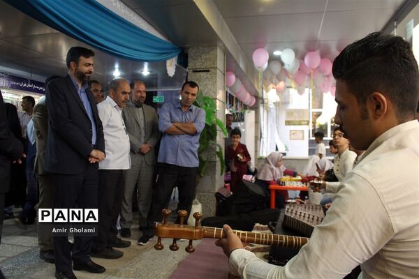 نمایشگاه دستاوردهای مدارس خیرساز استان تهران