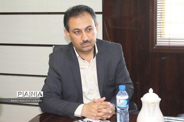جلسه کارگروه استانی لباس فرم و سرویس دانش‌آموزی استان بوشهر