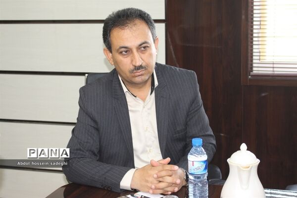 جلسه کارگروه استانی لباس فرم و سرویس دانش‌آموزی استان بوشهر