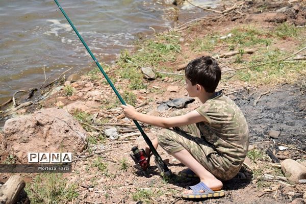 اولین جشنواره ماهیگیری با قلاب در سد سهند هشترود