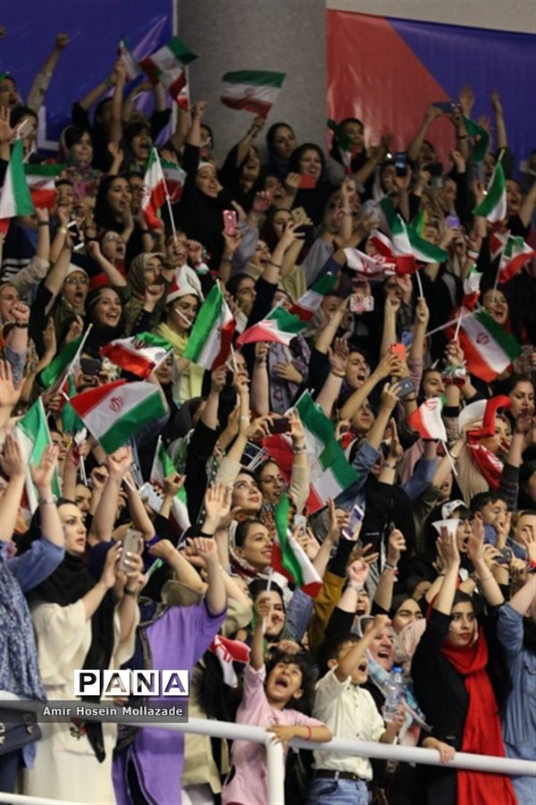 هفته سوم لیگ ملت‌های والیبال | ایران 3 - 2 لهستان