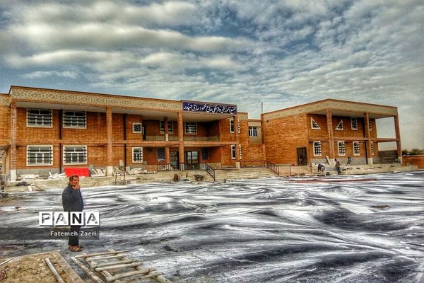 لامرد پیشتاز در نوسازی و بازسازی مدارس