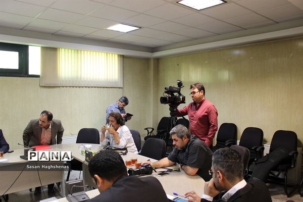 برگزاری جلسات کارگروه اشتغال، سرمایه گذاری و ستاداقتصاد مقاومتی در اسلامشهر