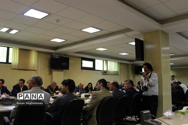 برگزاری جلسات کارگروه اشتغال، سرمایه گذاری و ستاداقتصاد مقاومتی در اسلامشهر