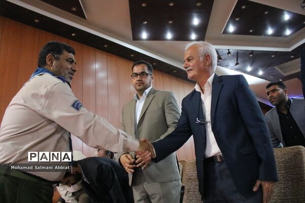 همایش تجلیل از مربیان و مدیران پیشتاز سازمان دانش‌آموزی ناحیه یک اهواز