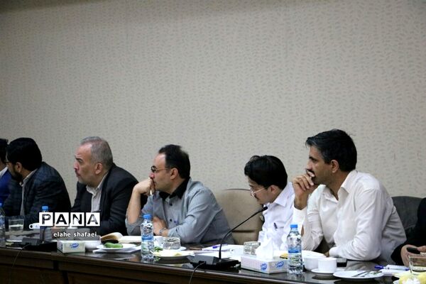 نشست خبری مدیر‌کل میراث فرهنگی،صنایع دستی و گردشگری آذربایجان شرقی