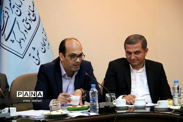نشست خبری مدیر‌کل میراث فرهنگی،صنایع دستی و گردشگری آذربایجان شرقی