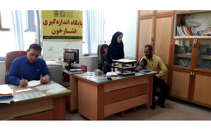 طرح بسیج ملی کنترل فشار خون به ایستگاه پرسنل آموزش و پرورش لامرد رسید