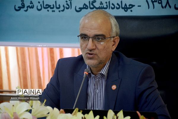 نشست خبری مدیرعامل بانک سلول‌های بنیادی بند خون ناف رویان جهاد دانشگاهی