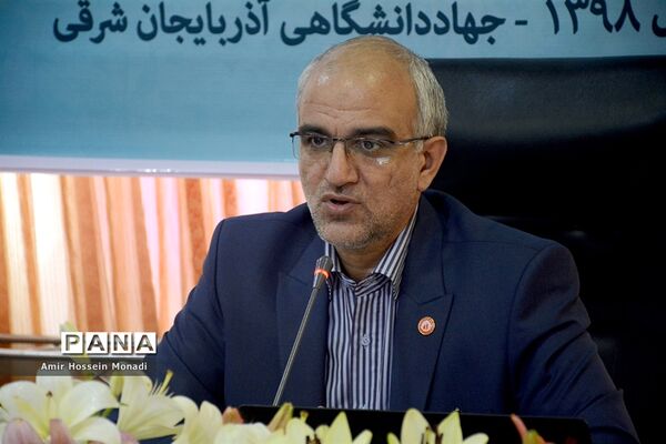 نشست خبری مدیرعامل بانک سلول‌های بنیادی بند خون ناف رویان جهاد دانشگاهی