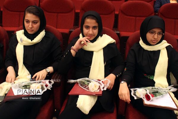 آیین اختتامیه هشتمین جشنواره نوجوان سالم شهرستان‌های استان تهران