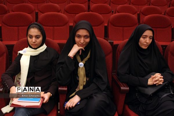 آیین اختتامیه هشتمین جشنواره نوجوان سالم شهرستان‌های استان تهران