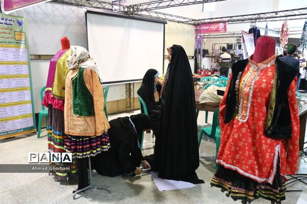 افتتاح نمایشگاه پوشش ایرانی اسلامی «پارسی‌پوش»