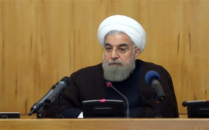 روحانی: رئیس‌جمهوری آمریکا  جایگاه و حد خود را نمی‌شناسد