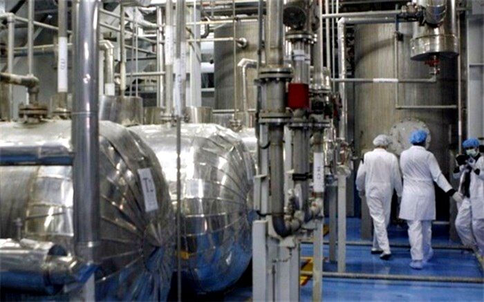 بازدید ۴۰ تن از ائمه جمعه از دستاوردهای هسته‌ای نطنز