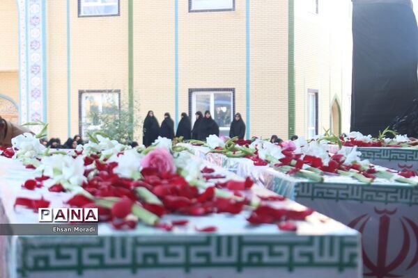 تشییع شهدای گمنام در بیرجند