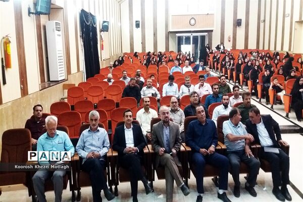 تجلیل از فرهنگیان ممتاز مسابقات  قرآن، عترت و نماز، فرهنگی  هنری و ورزشی در شهرستان کازرون