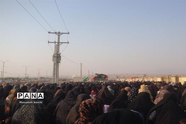 مراسم تشیع پیکر دو شهید گمنام دفاع مقدس درتیرور میناب