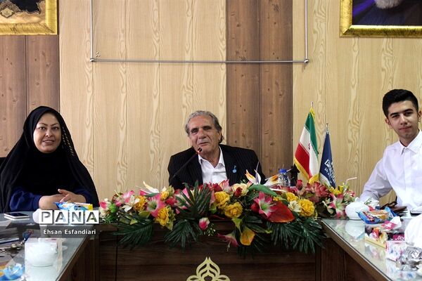 دیدار و گفت‌وگوی صمیمی خبرنگاران پانا آذربایجان شرقی با رضا ناجی