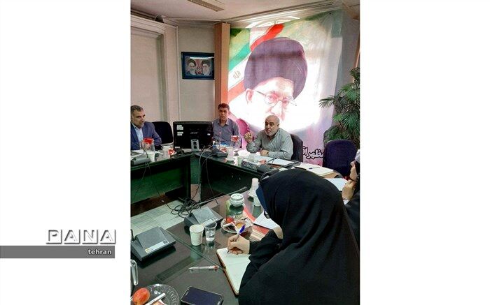 جهانشاهی: استفاده از نیروهای غیرهمجنس در مدارس همچنان ممنوع است