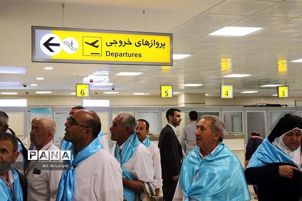 نخستین گروه کارگزاران حج ۹۸ وارد مدینه شدند