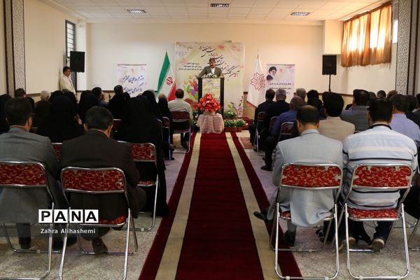 آیین کلنگ زنی مدارس خیریه آموزش و پرورش منطقه 5 تهران