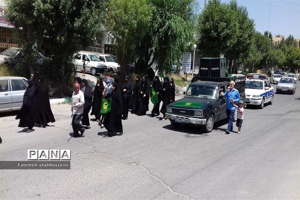 حضور کاروان خادمین آستان قدس رضوی در فیروزکوه