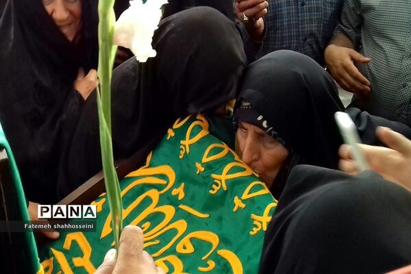 حضور کاروان خادمین آستان قدس رضوی در فیروزکوه