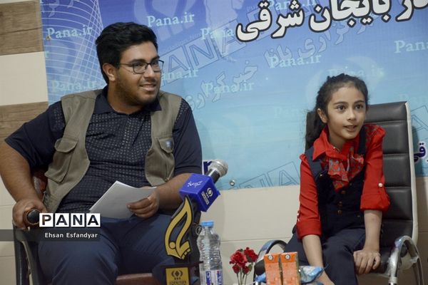 حضور  زهرا بیرامی(دختر ژله ای ) در دفتر خبرگزاری پانا آذربایجان شرقی