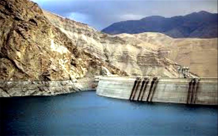 شایعه سرریز شدن سد امیرکبیر صحت ندارد