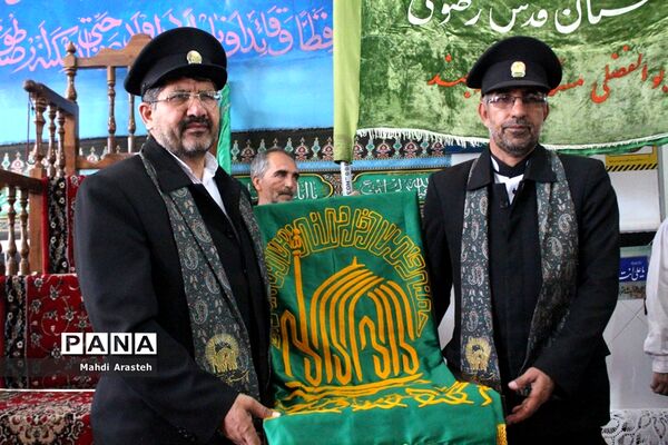 بدرقه کاروان زیرسایه خورشید از شهرستان درمیان