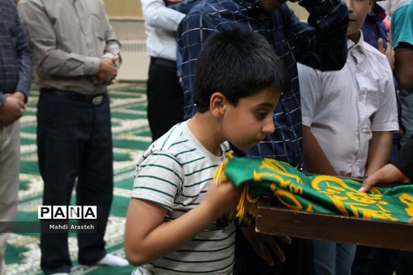 کاروان زیرسایه خورشیددر هنگ مرزی و مناطق سیل زده شهرستان درمیان خراسان جنوبی