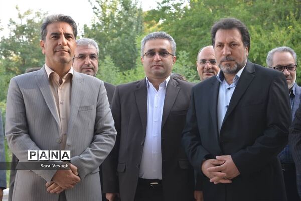 نشست روسای ادارات دوره دوم متوسطه کل کشور در سالن همایش اردوگاه شهید منتظری شهریار