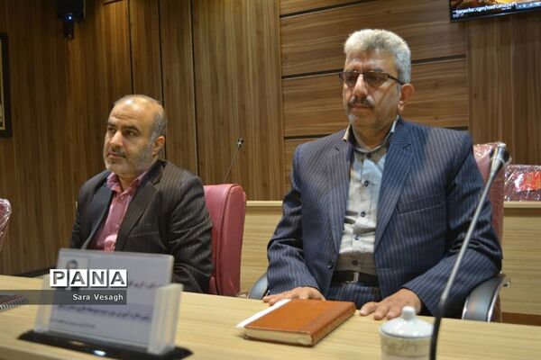 نشست روسای ادارات دوره دوم متوسطه کل کشور در سالن همایش اردوگاه شهید منتظری شهریار