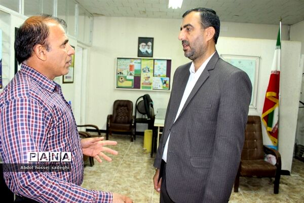 جلسه هم اندیشی اعزام تیم‌های ورزشی دانش‌آموزان مدرسه کانون قهرمان استان بوشهر