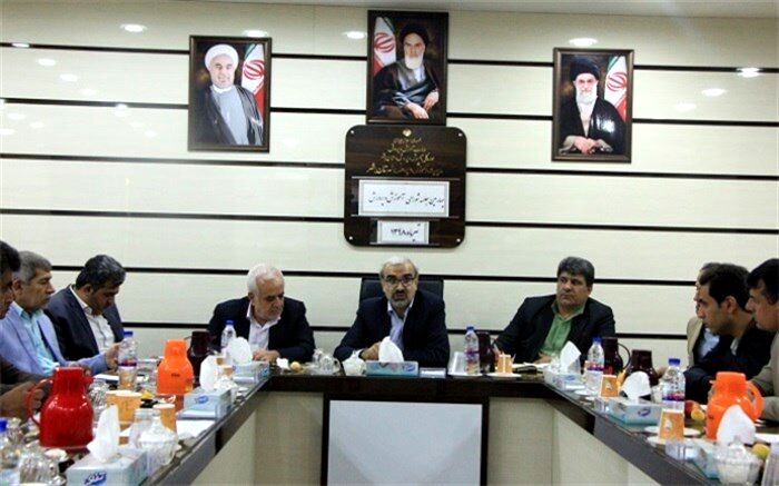 دهیاری ها و شهرداری ها در زمینه ثبت سندهای مربوط به زمین های متعلق به آموزش و پرورش همکاری کنند