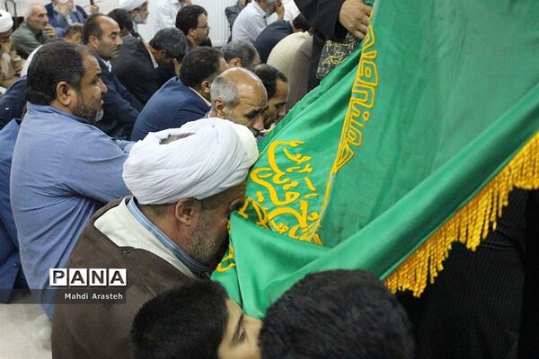 دیدار نماینده ولی فقیه و امام جمعه شهرستان بیرجند با کاروان حرم بارگاه رضوی