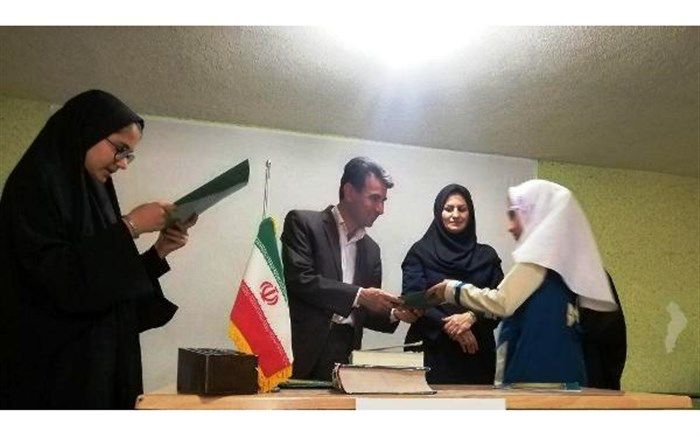 ویژه برنامه روز  دختر در کانون علامه طباطبایی آموزش و پررش دیواندره برگزار شد