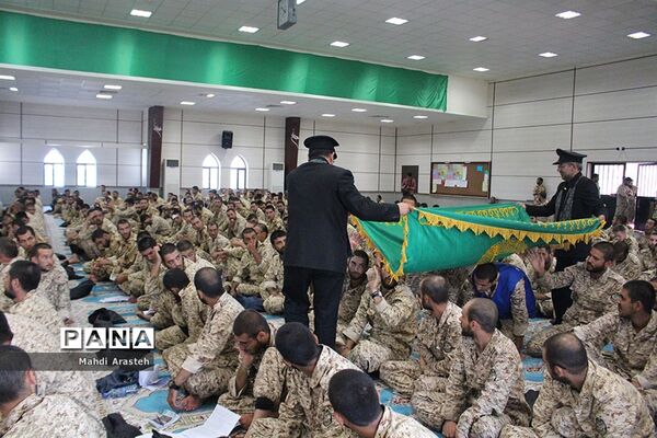 حضور کاروان زیرسایه خورشید حرم بارگاه رضوی در پادگان 04 امام رضا (ع) ارتش بیرجند