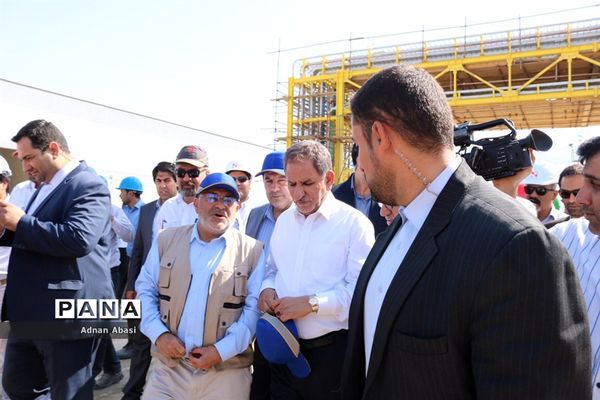 بازدید اسحاق جهانگیری از پالایشگاه های شهرستان مُهر